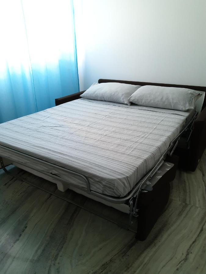 Thomas'S Home - Appartamento A Comiso Exterior photo